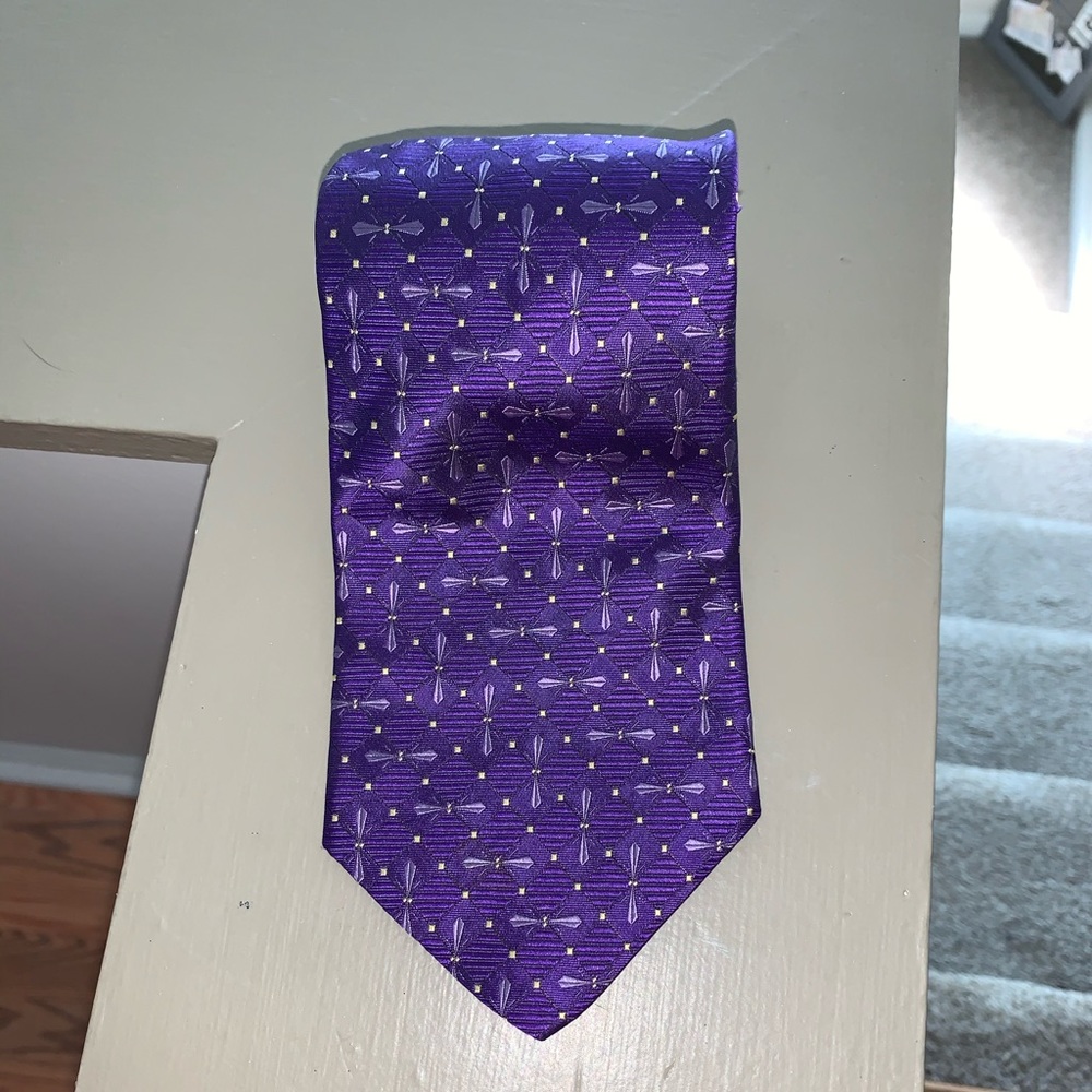 Geoffrey Beene Neck Tie